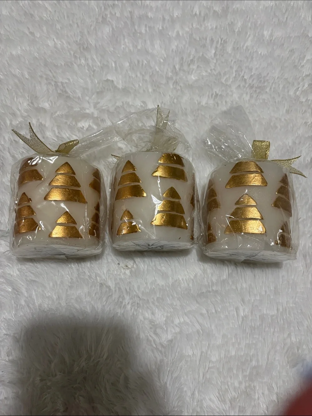 NWT set of 3 white with gold Christmas tree candles